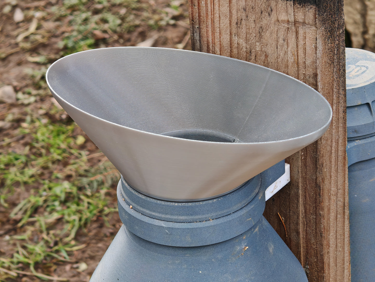 Entonnoir de remplissage pour mangeoire Cocobol