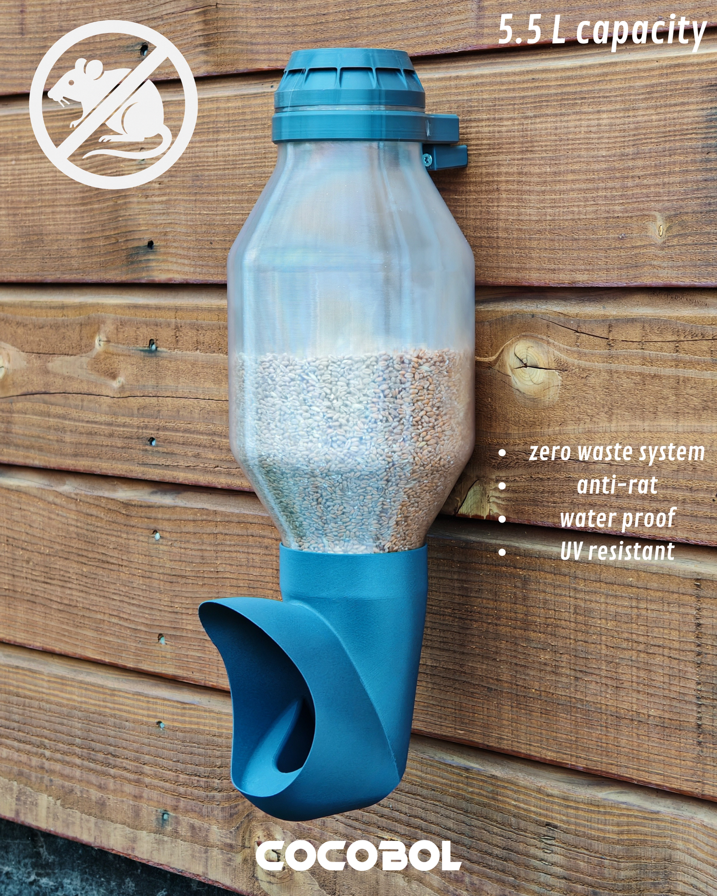 Mangeoire Cocobol suspendue avec partie translucide permettant de contrôler le niveau de grain, fixée en extérieur